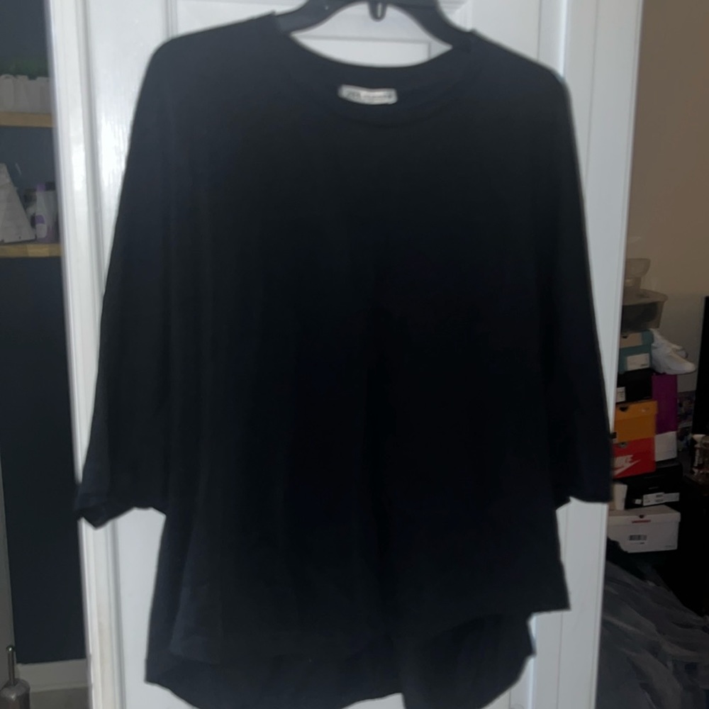 Black Zara Tee- Women Size Large- Worn to layer maybe twice.